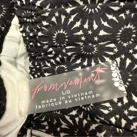 Free People Movement NWT Varsity Blues Printed Shorts Women’s Large Black/White - Picture 6 of 10